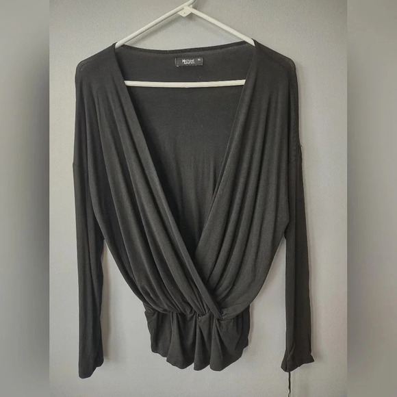 Revolve Michael Lauren Seth long sleeve drop shoulder wrap top size XS NWT - Picture 2 of 8